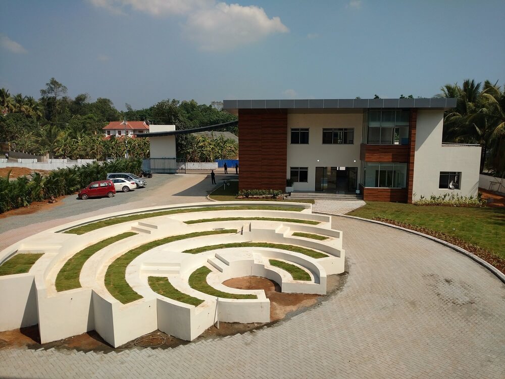 12795147_583636188477758 | Education Design International | EDI