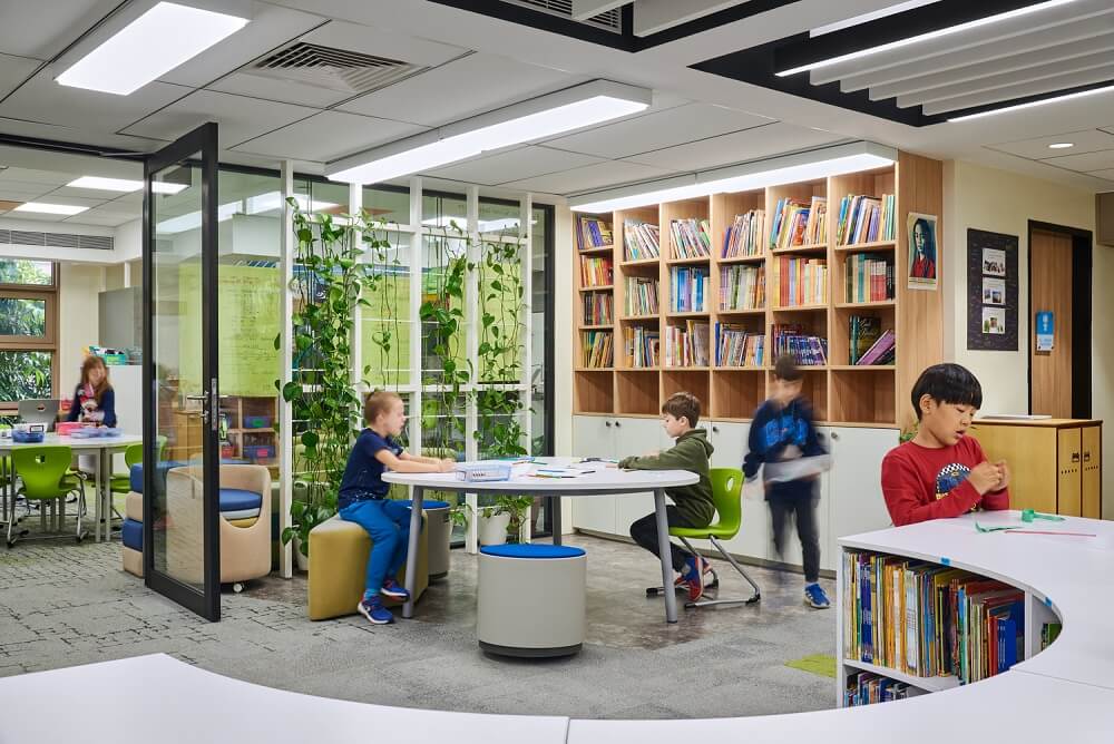 EDA AES School 19 12 19 © noughts and crosses 230 | Education Design International | EDI